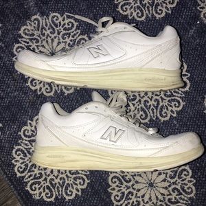 Women’s new balance 577 walking shoe